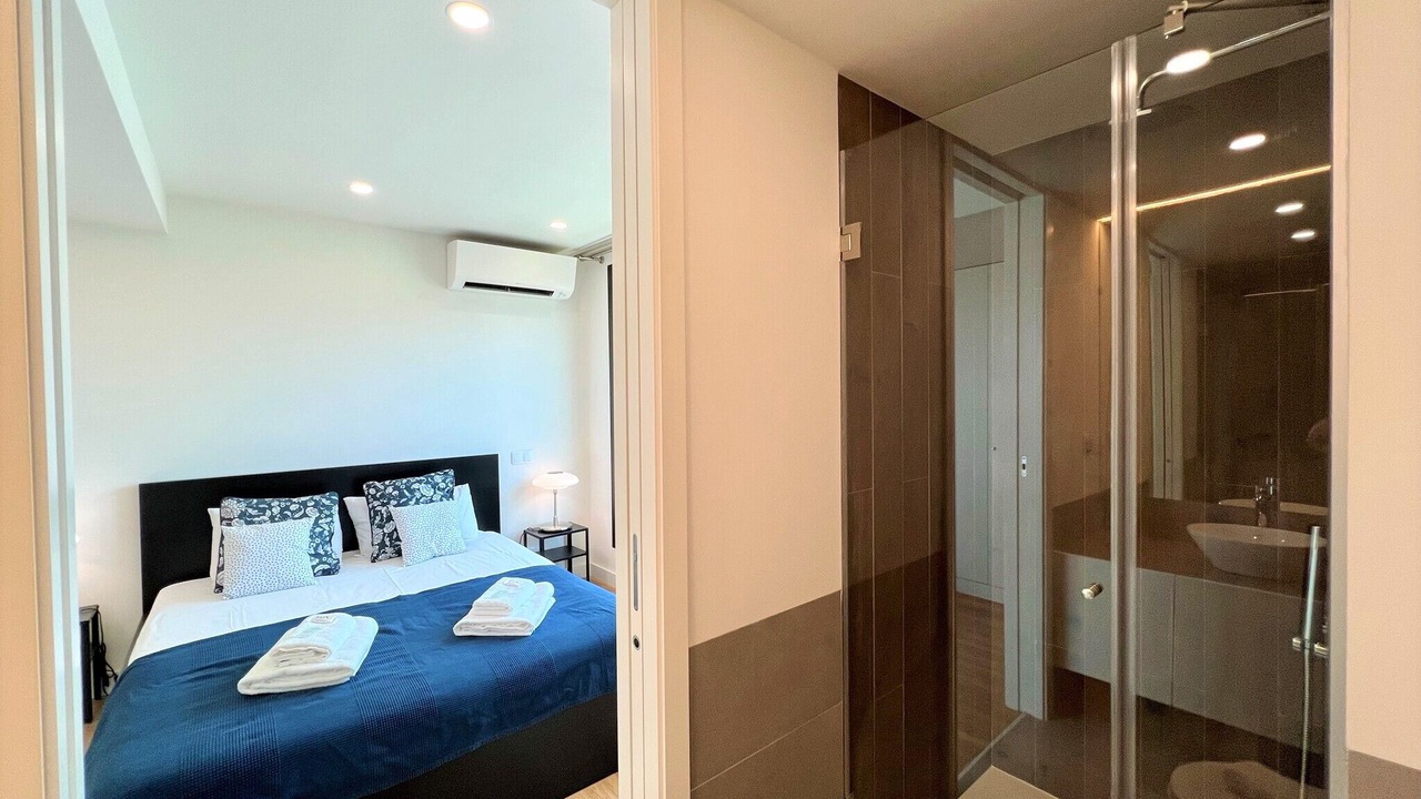 Photo of Bathroom in Faro City Centre