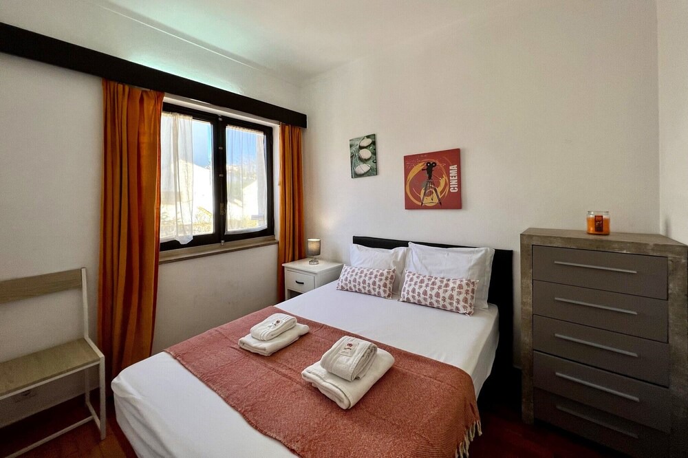 Photo of Bedroom in Peneco Beach