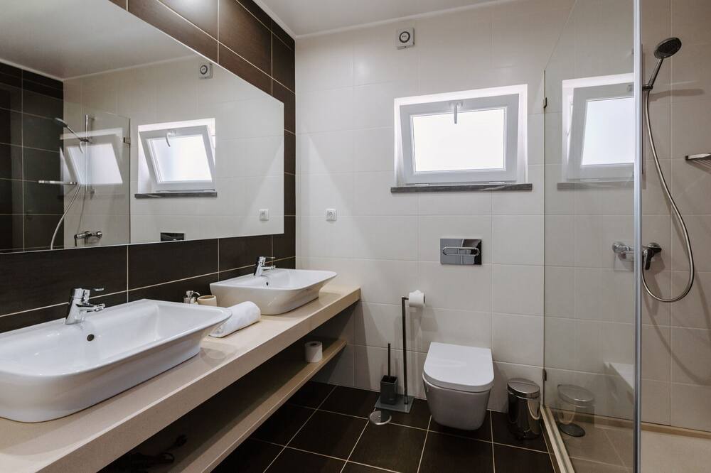 Photo of Bathroom in Olho Marinho