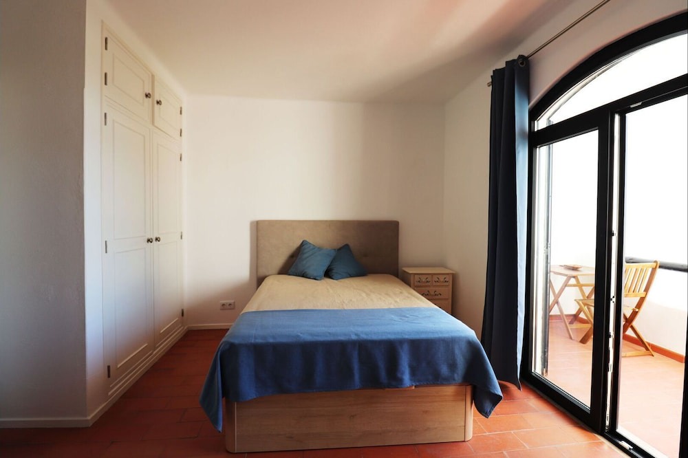 Photo of Bedroom in Alporchinhos