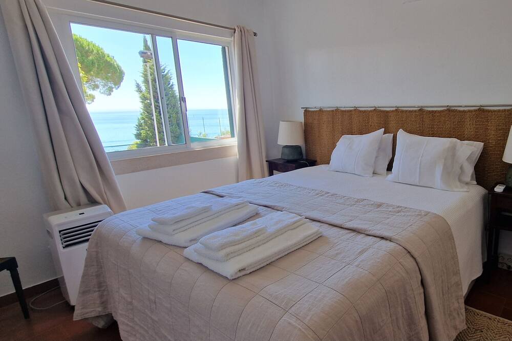 Photo of Bedroom in Portinho da Arrabida
