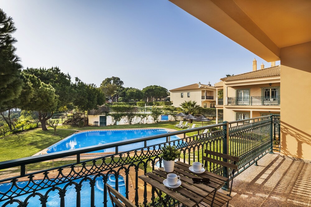 Photo of Patio Balcony in Oura