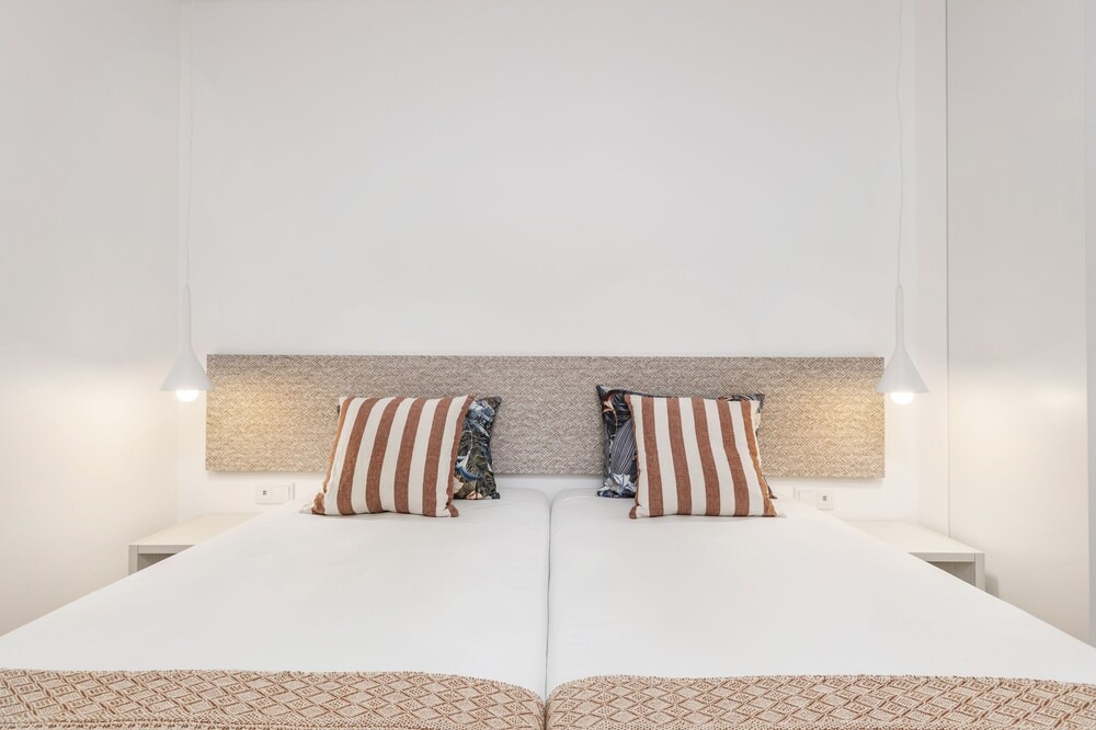 Photo of Bedroom in Oura