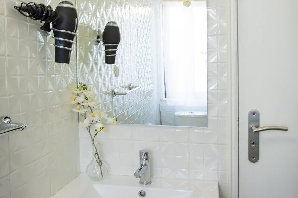 Photo of Bathroom in Barrosinha