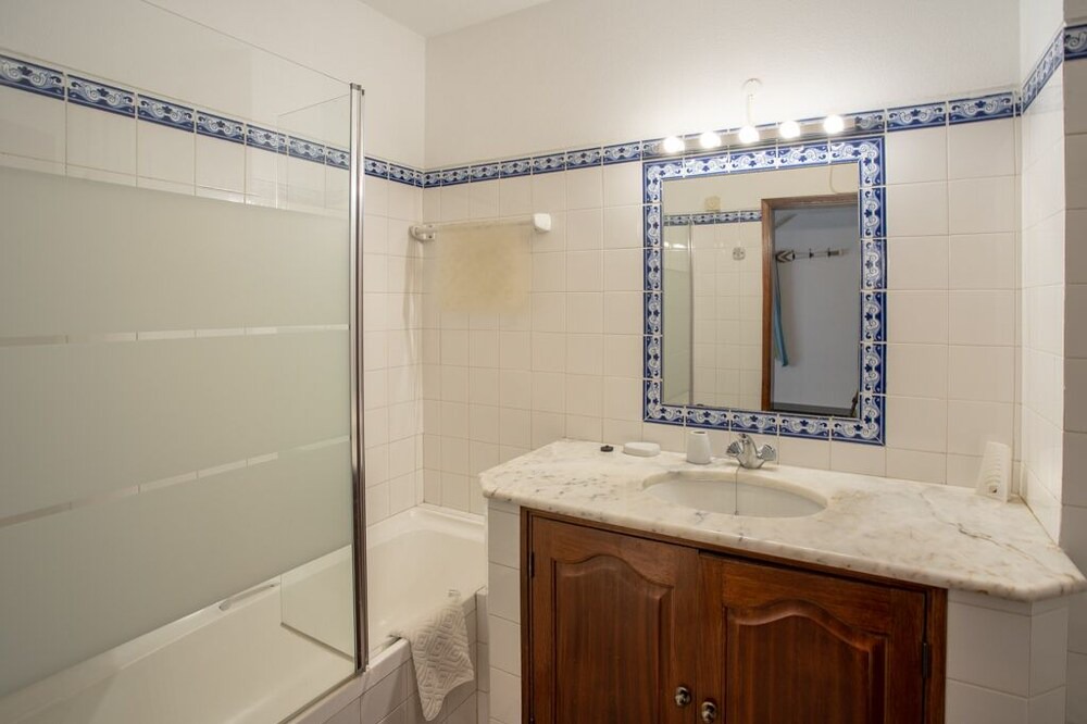 Photo of Bathroom in Carvoeiro