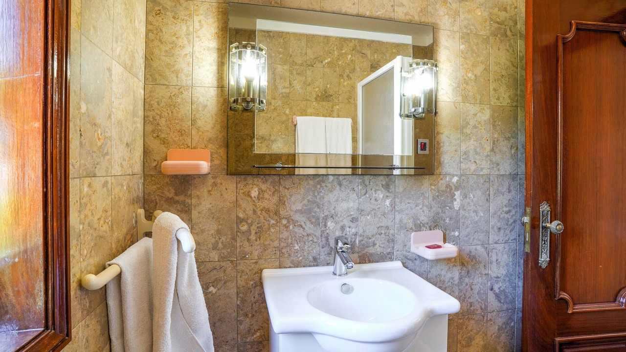 Photo of Bathroom in Quarteira