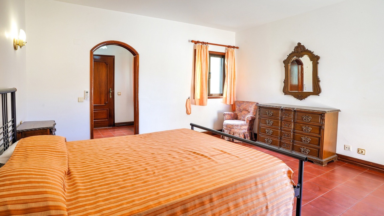 Photo of Bedroom in Quarteira