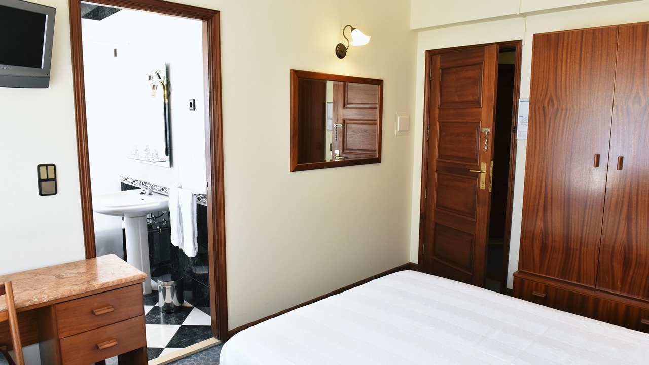 Photo of Bedroom in Maia