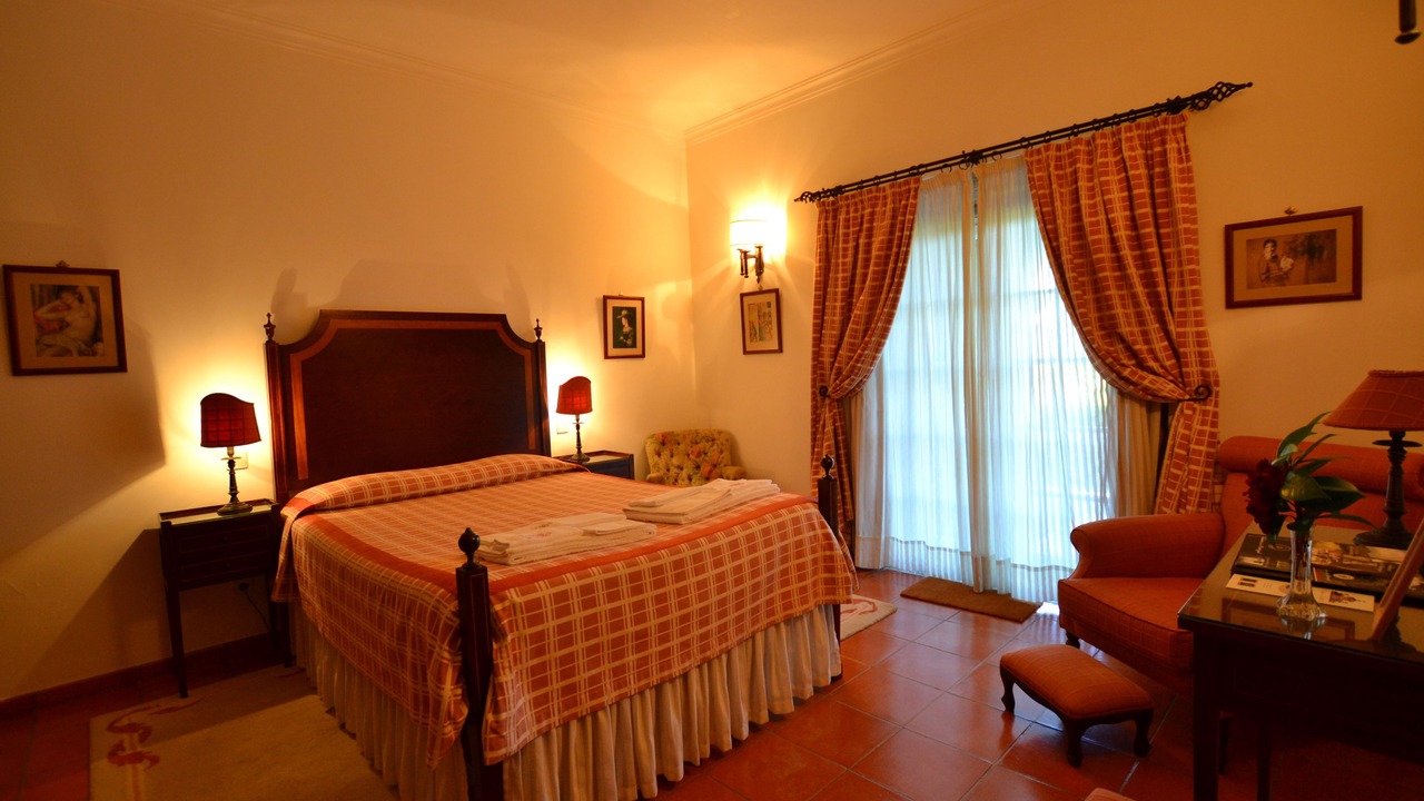 Photo of Bedroom in Cossourado