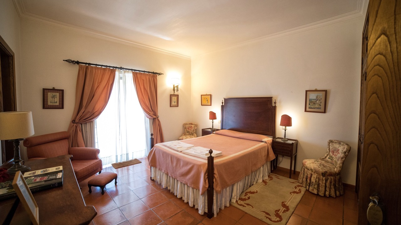 Photo of Bedroom in Cossourado