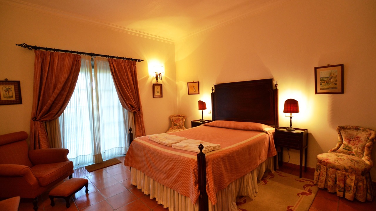 Photo of Bedroom in Cossourado