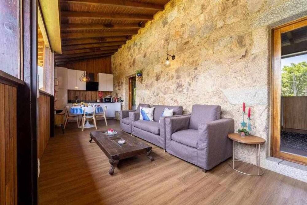 Photo of Livingroom in Amares