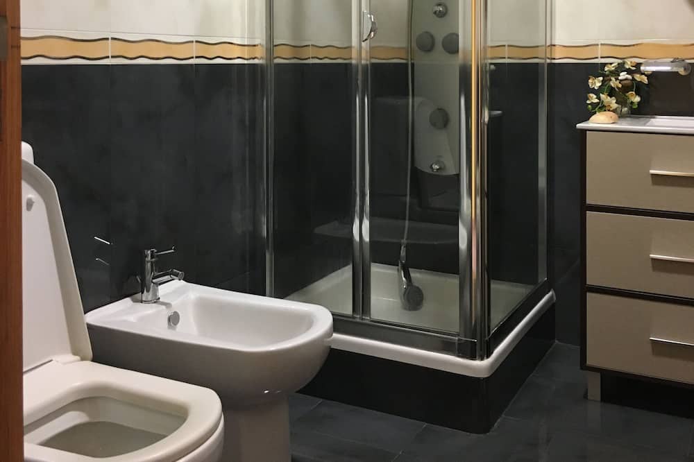 Photo of Bathroom in Torreira