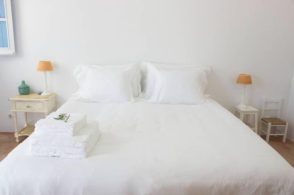 Photo of Bedroom in Evora