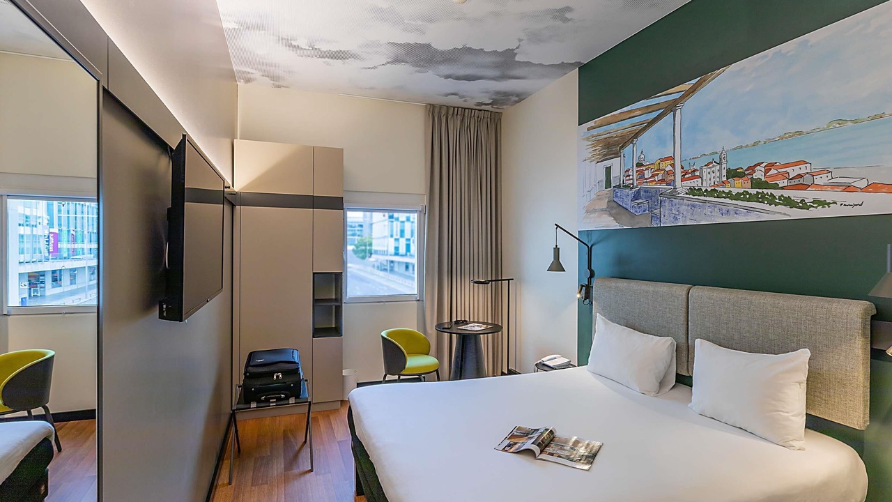 Photo of Bedroom in Parque das Nacoes