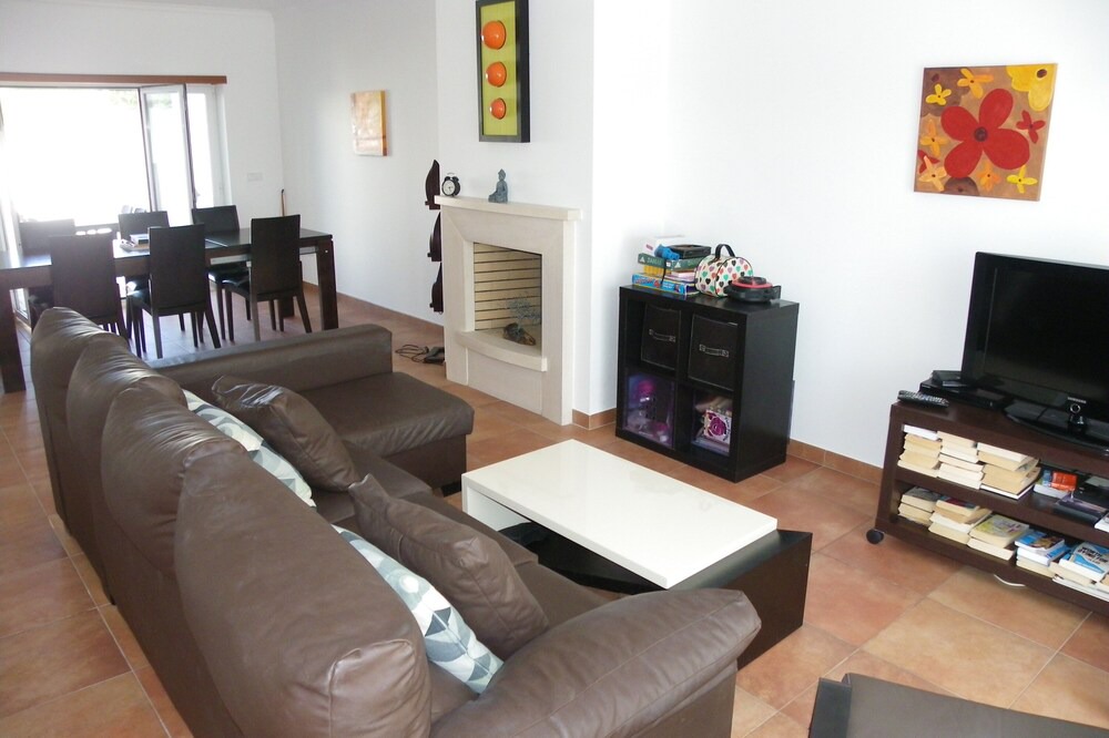 Photo of Livingroom in Salir do Porto