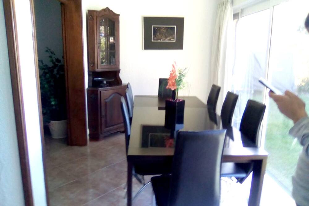 Photo of Livingroom in Corroios