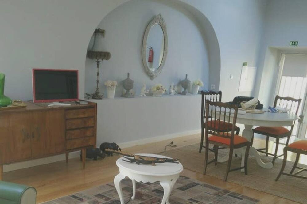 Photo of Livingroom in Cacilhas