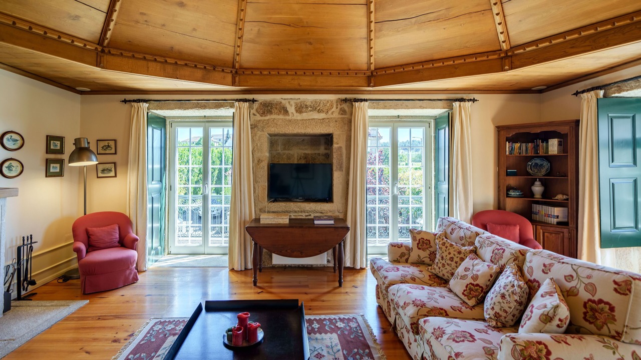 Photo of Livingroom in Armamar