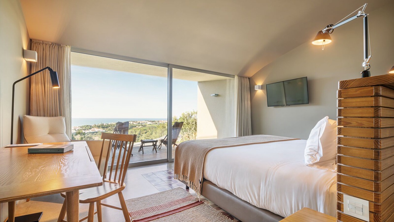 Photo of Bedroom in Ericeira