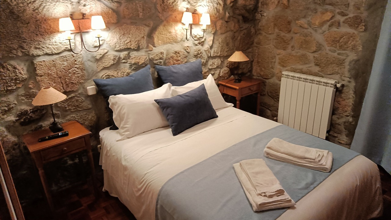 Photo of Bedroom in Manteigas