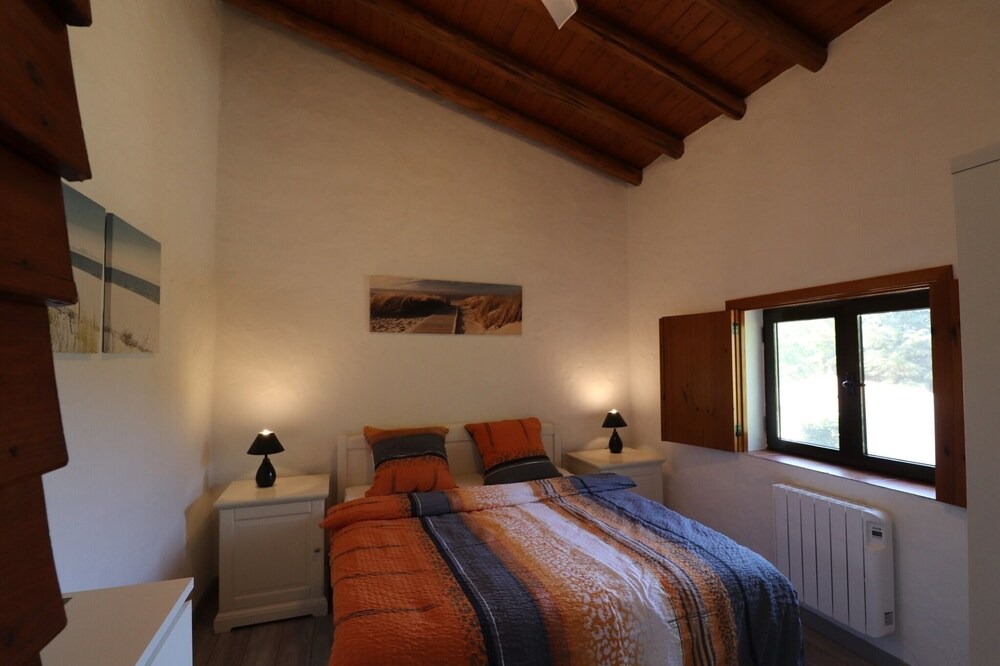Photo of Bedroom in Cumeada