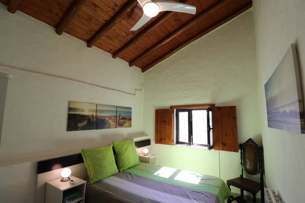 Photo of Bedroom in Cumeada