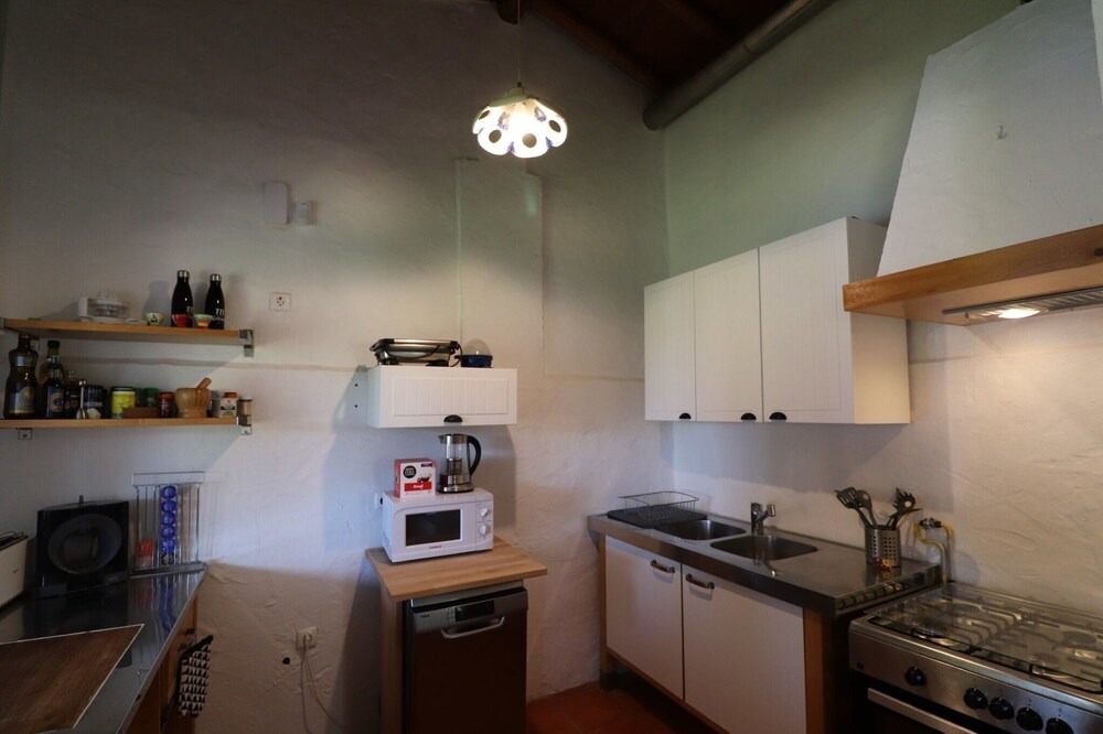 Photo of Kitchen in Cumeada