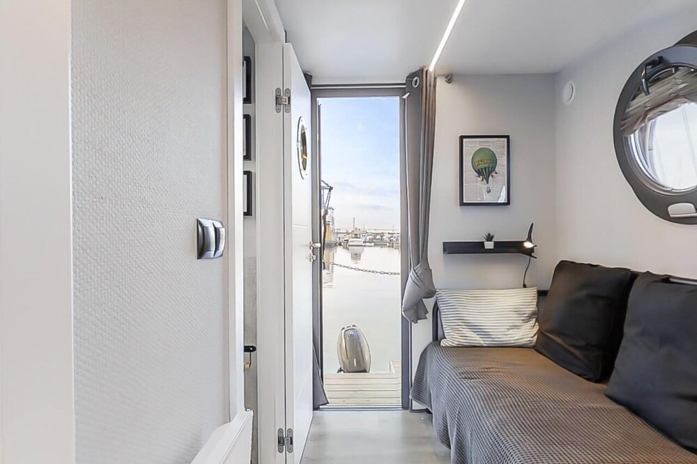 Photo of Bedroom in Parque das Nacoes