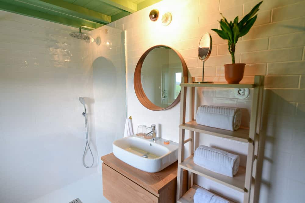 Photo of Bathroom in Beijos