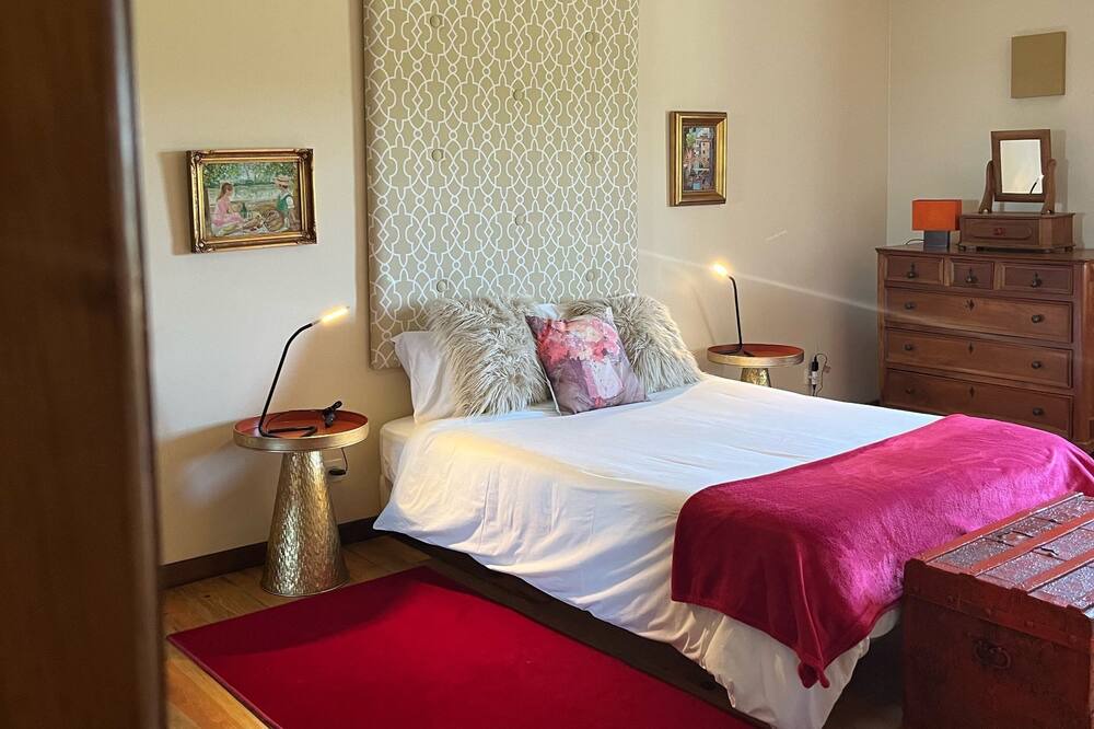 Photo of Bedroom in Viana do Castelo