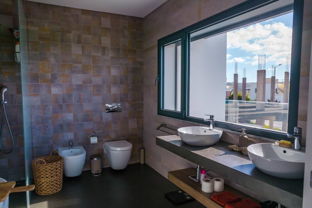 Photo of Bathroom in Ribamar