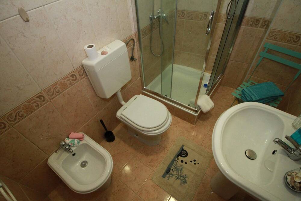 Photo of Bathroom in Ponte de Lima