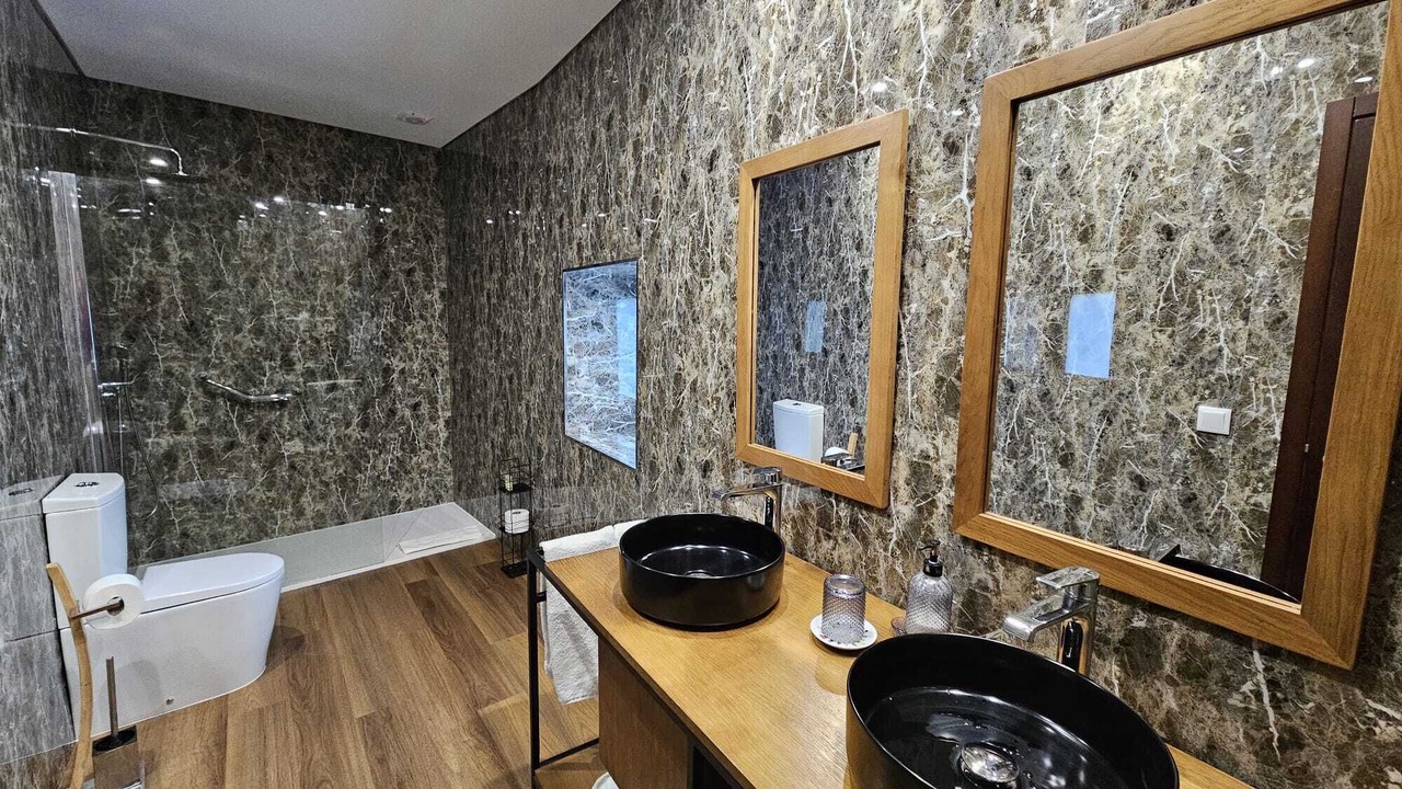 Photo of Bathroom in Pacos De Ferreira