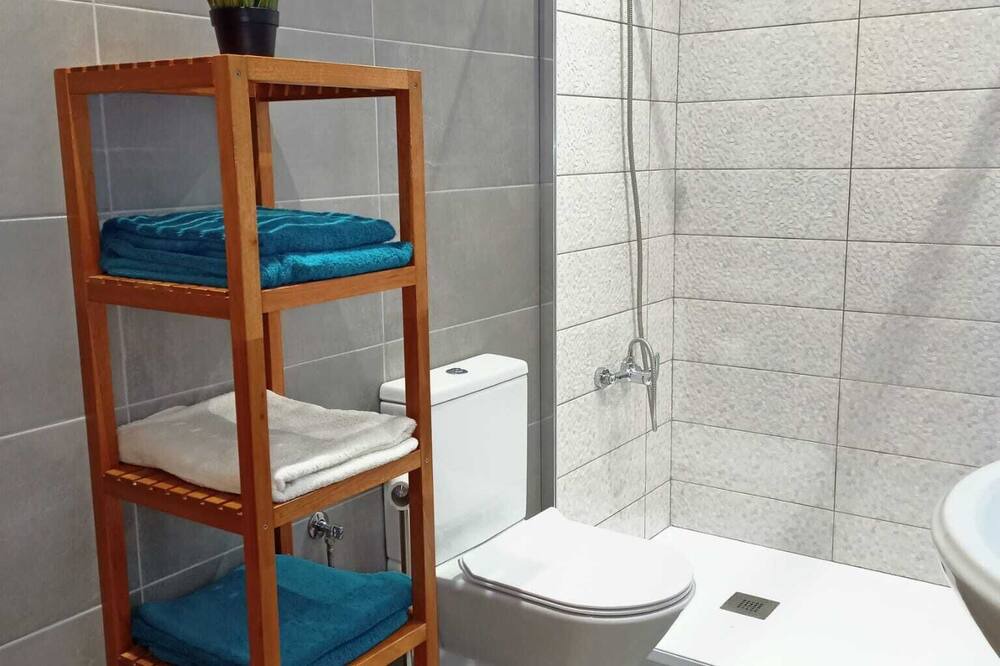 Photo of Bathroom in Torreira