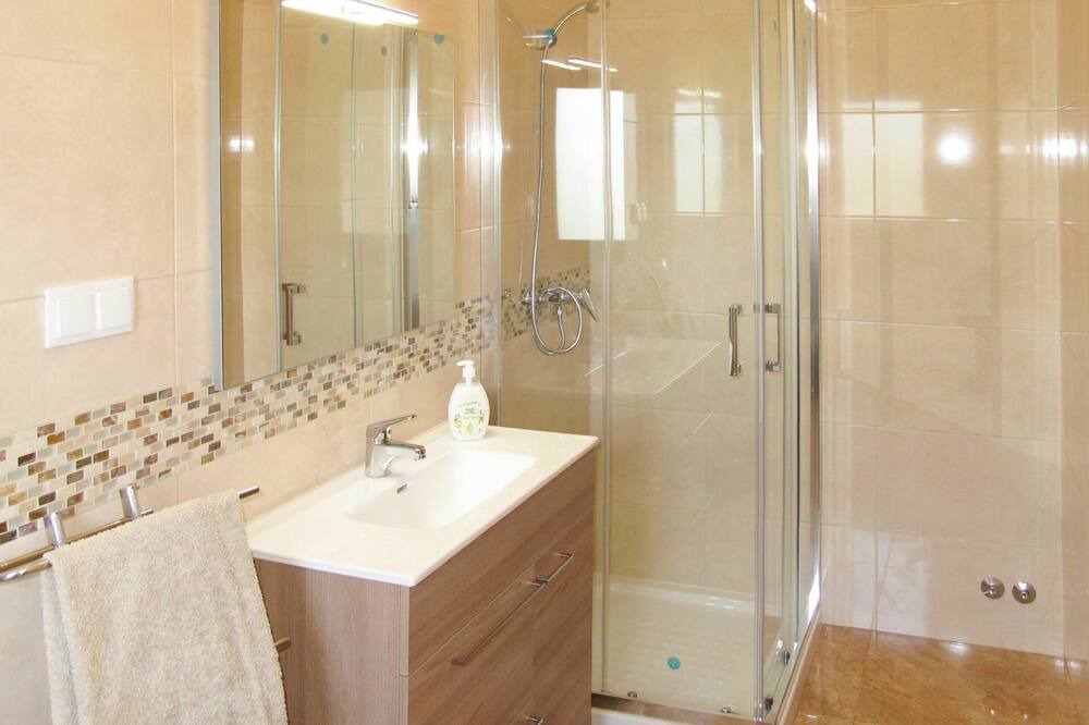 Photo of Bathroom in Casais do Rio
