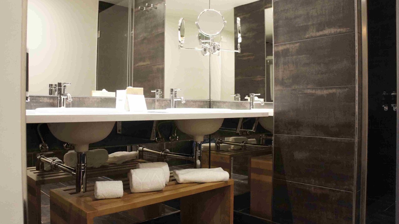 Photo of Bathroom in Lordelo do Ouro e Massarelos