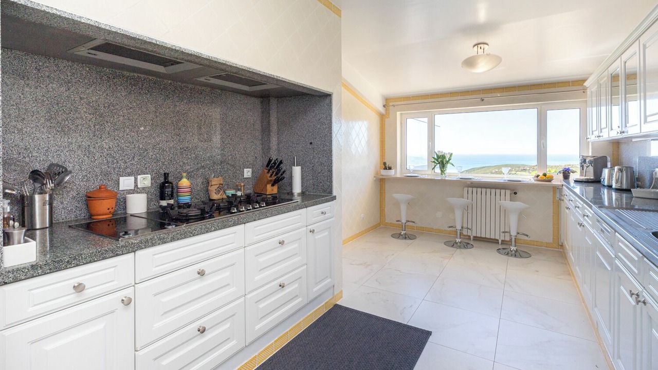 Photo of Kitchen in Malveira da Serra