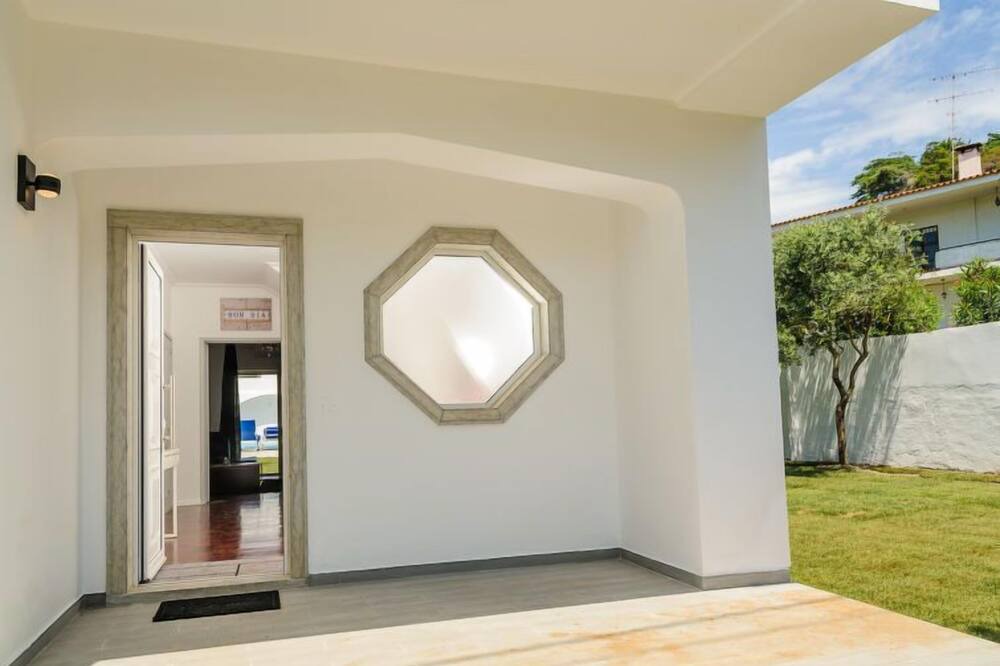 Photo of Bedroom in Cascais