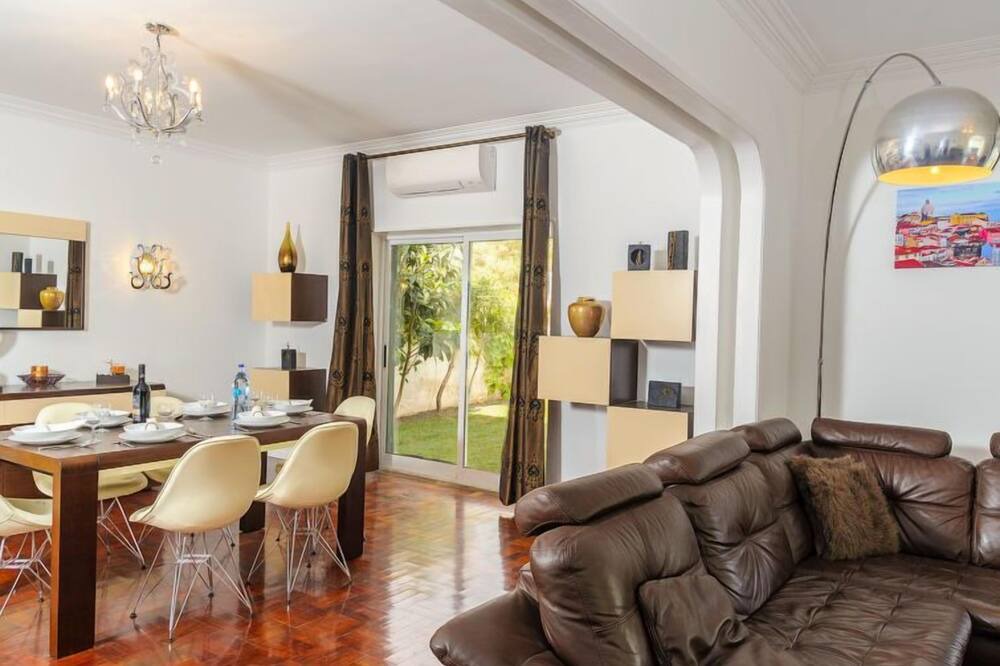 Photo of Livingroom in Cascais
