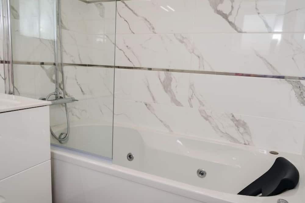 Photo of Bathroom in Cascais