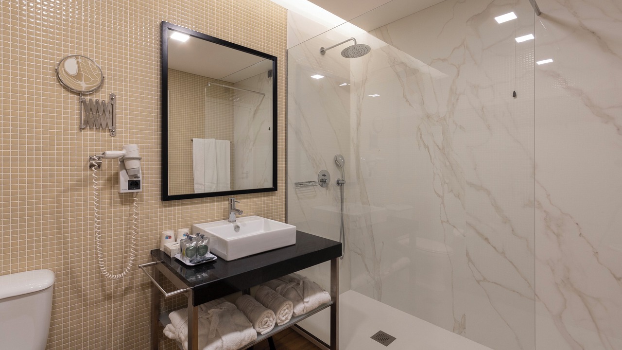 Photo of Bathroom in Monserrate
