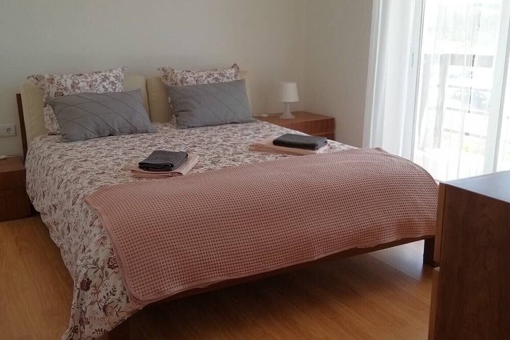 Photo of Bedroom in Vale Furado