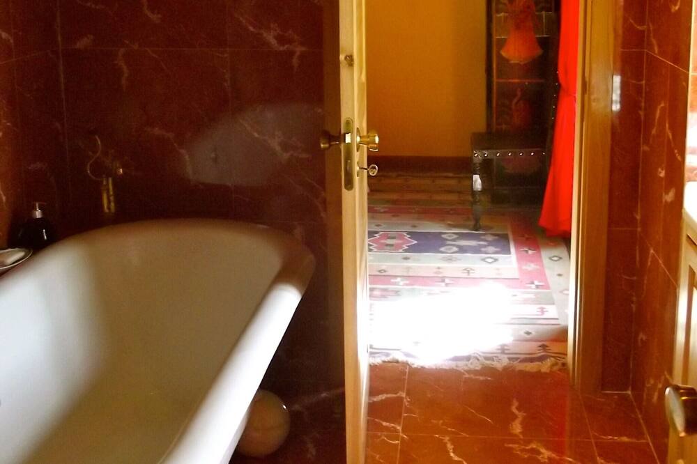 Photo of Bathroom in Pedrogao Grande