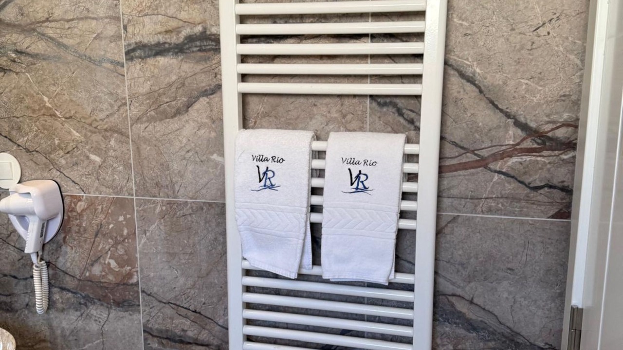Photo of Bathroom in Portimao City Centre