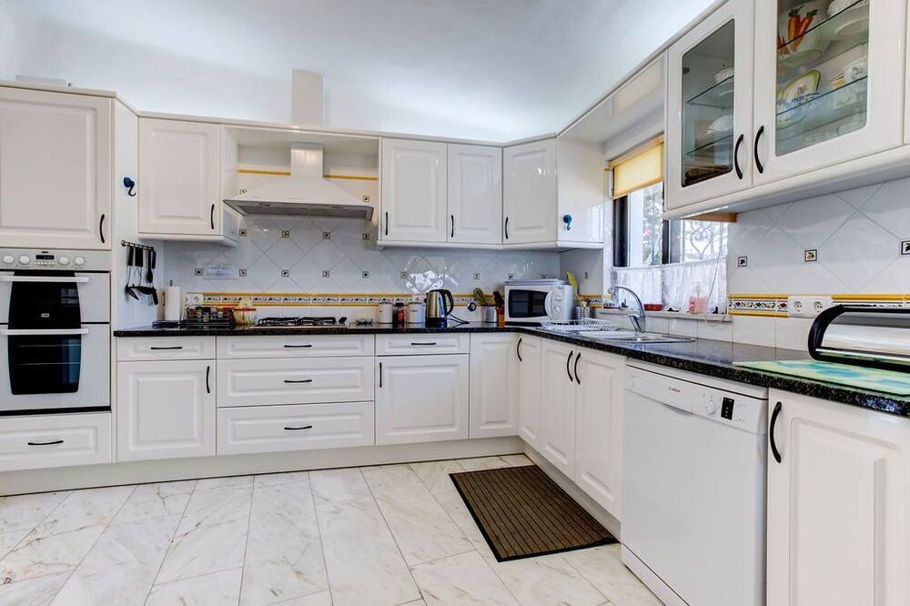 Photo of Kitchen in Caramujeira