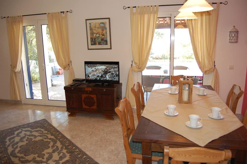 Photo of Livingroom in Vale de Seixos