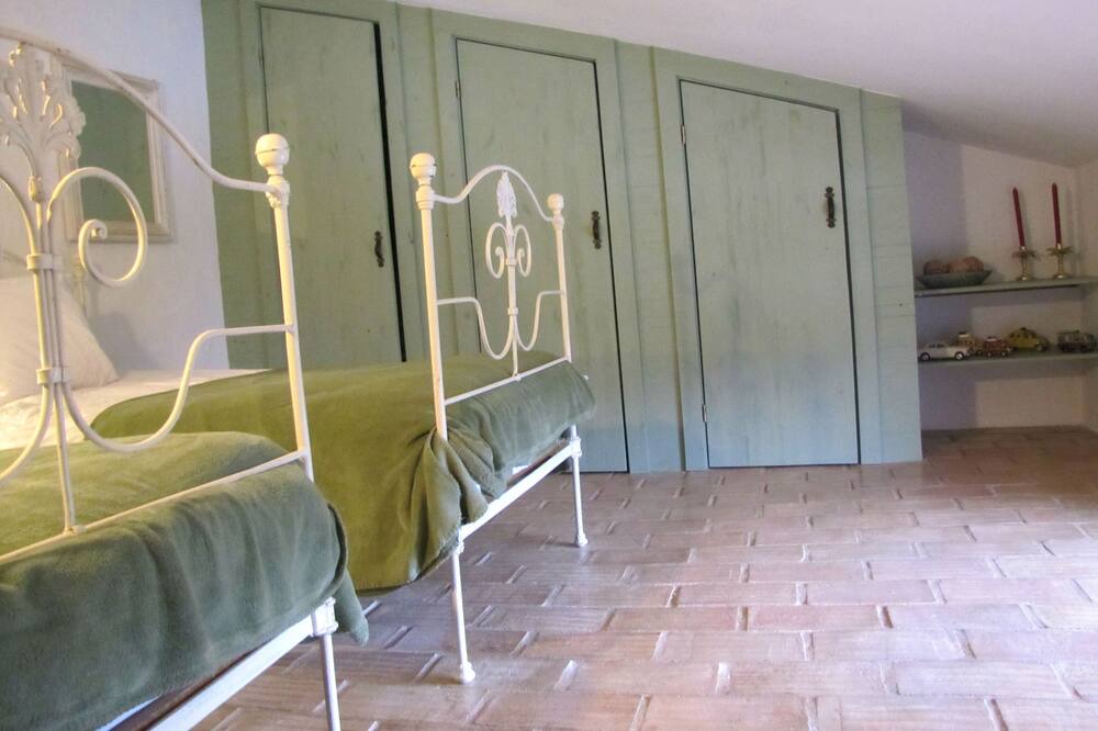 Photo of Bedroom in Silves