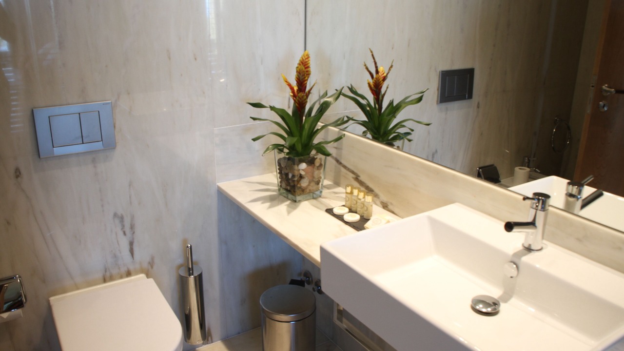 Photo of Bathroom in Azoia
