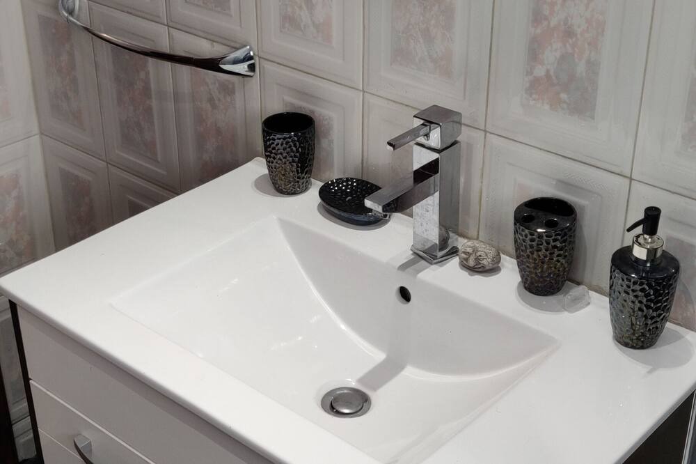 Photo of Bathroom in Porto